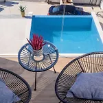 Luxury Seven Seas With Infinity Heated Pool By The Sea In Villa Ražanj