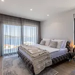 Villa Luxury Seven Seas With Infinity Heated Pool By The Sea In Ražanj