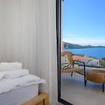 Villa Luxury Seven Seas With Infinity Heated Pool By The Sea In Ražanj