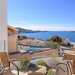 Luxury Seven Seas With Infinity Heated Pool By The Sea In *