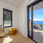 Luxury Seven Seas With Infinity Heated Pool By The Sea In Ražanj