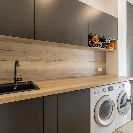 Willa Luxury Seven Seas With Infinity Heated Pool By The Sea In Ražanj