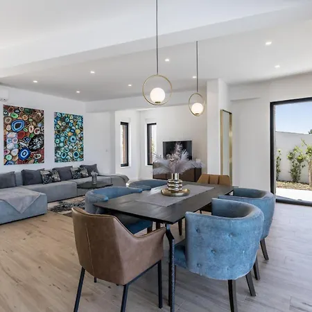 Willa Luxury Seven Seas With Infinity Heated Pool By The Sea In