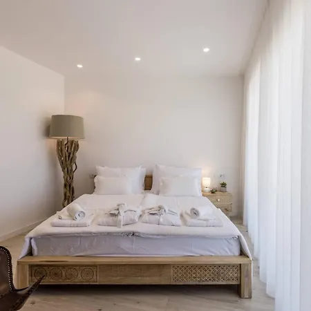 Luxury Seven Seas With Infinity Heated Pool By The Sea In Razanj