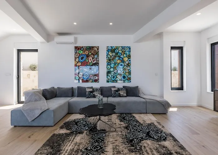 Villa Luxury Seven Seas With Infinity Heated Pool By The Sea In *