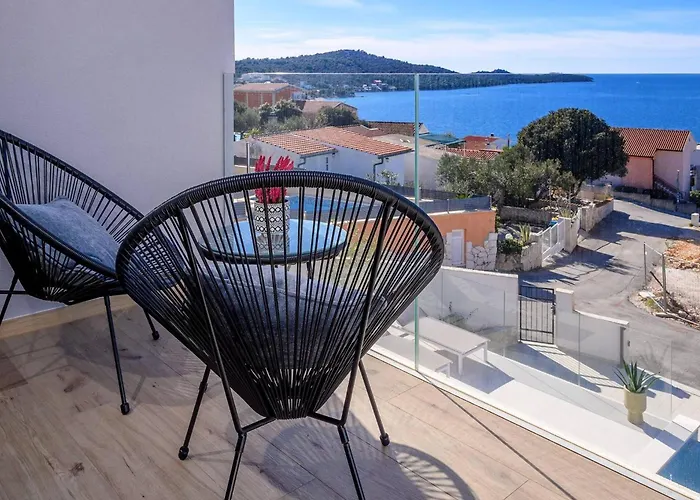 Villa Luxury Seven Seas With Infinity Heated Pool By The Sea In *