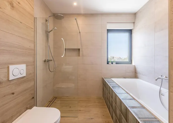 Luxury Seven Seas With Infinity Heated Pool By The Sea In * Ražanj