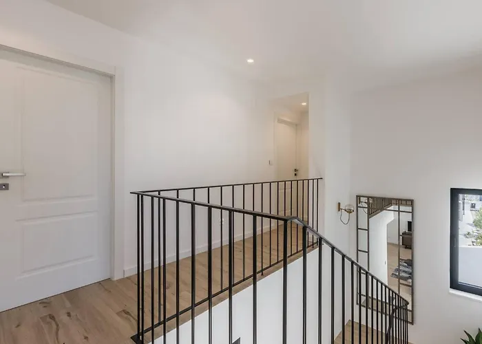 Luxury Seven Seas With Infinity Heated Pool By The Sea In * Ražanj