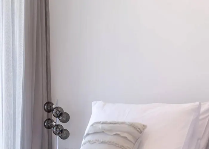 Villa Luxury Seven Seas With Infinity Heated Pool By The Sea In *